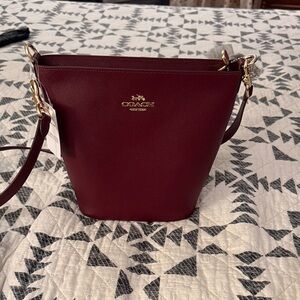 Coach Logan Bucket Crossbody